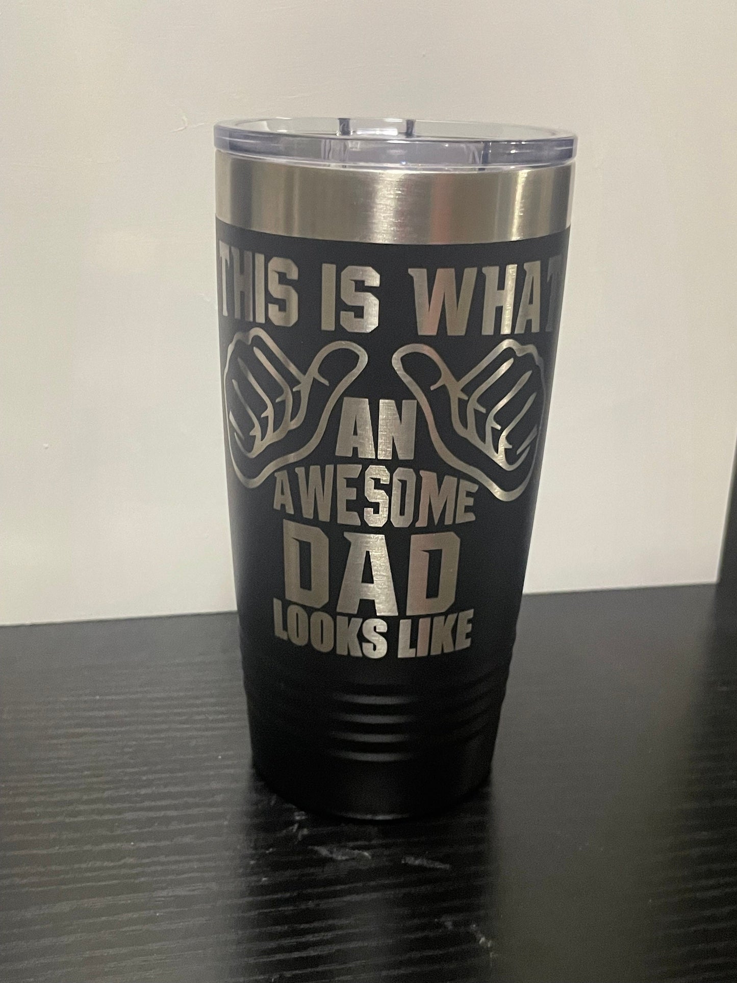 Father’s Day Tumbler – “This Is What an Awesome Dad Looks Like” | Personalized Gift for Dad