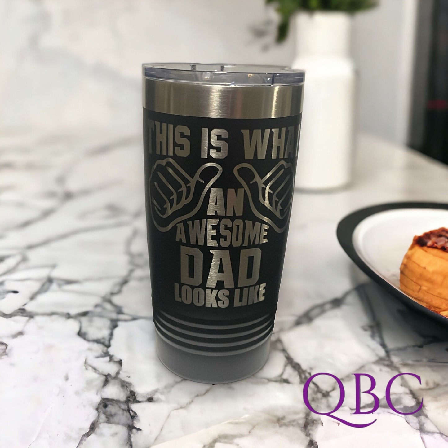 Father’s Day Tumbler – “This Is What an Awesome Dad Looks Like” | Personalized Gift for Dad