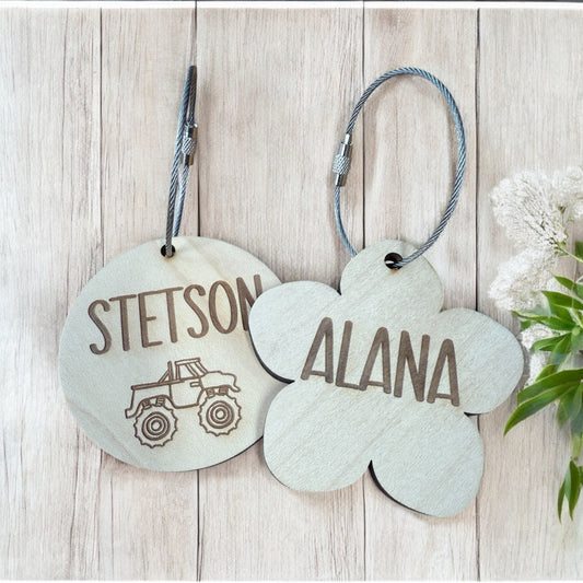 Etiqueta para mochila, etiqueta para bolso de libros, etiqueta personalizada para bolso escolar, etiqueta para bolso de niños, etiqueta de madera personalizada, regalos para nietos, artículos imprescindibles para el aula